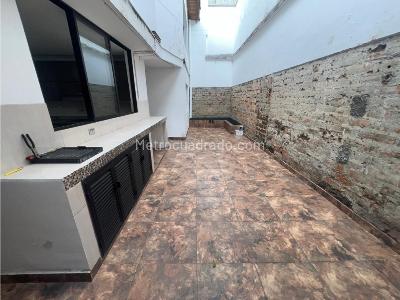 Casa de 5 alcobas en arriendo en Laureles ( Conquistadores ), Medellín, 316 m² · foto 20 de 20