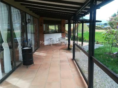 Casa de 3 alcobas en venta en Alto De Las Palmas, Medellín · foto 3 de 3