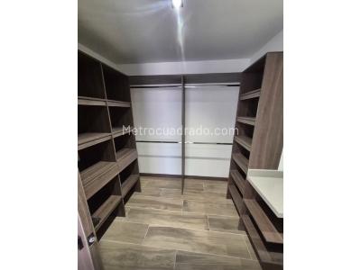 Apartamento de 3 alcobas en venta en Laureles ( Conquistadores ), Medellín, 100 m² · foto 13 de 14