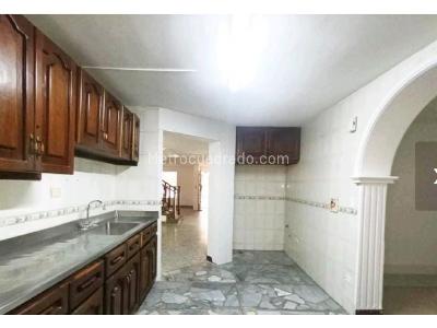 Casa de 5 alcobas en venta en Laureles ( Conquistadores ), Medellín, 385 m² · foto 10 de 20