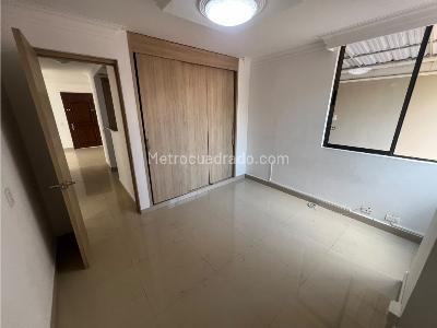 Apartamento de 2 alcobas en arriendo en La Aguacatala, Medellín, 74 m² · foto 14 de 17