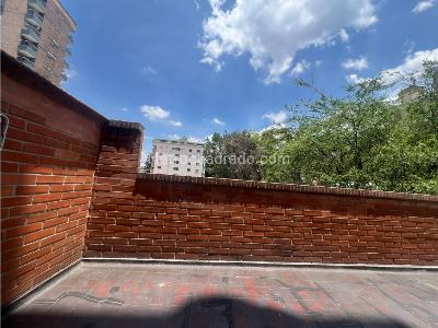 Apartamento de 2 alcobas en arriendo en La Aguacatala, Medellín, 74 m² · foto 8 de 17