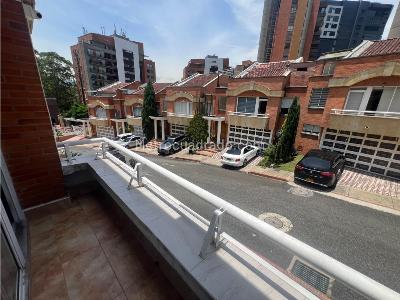 Casa de 3 alcobas en venta en Los Balsos, Medellín, 320 m² · foto 17 de 20