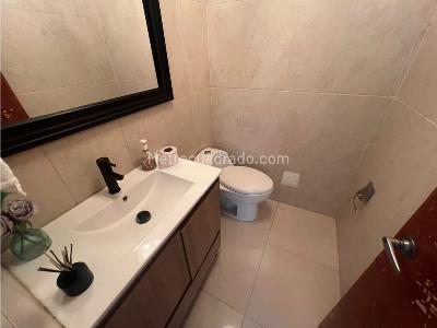 Casa de 3 alcobas en venta en Los Balsos, Medellín, 320 m² · foto 7 de 20