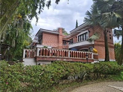 Casa de 4 alcobas en venta en Loma Del Escobero, Medellín, 1700 m² · foto 6 de 19