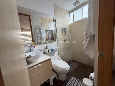 Apartamento de 3 alcobas en venta en Loma Del Esmeraldal, Medellín, 100 m² · foto 12 de 12
