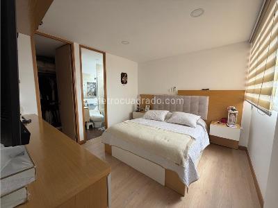 Apartamento de 3 alcobas en venta en Loma Del Esmeraldal, Medellín, 100 m² · foto 6 de 12