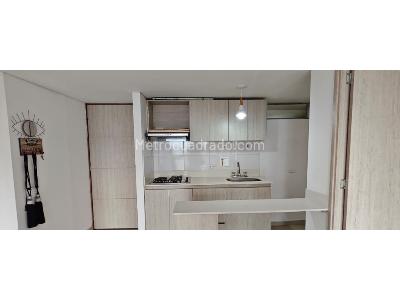 Apartamento de 3 alcobas en arriendo en Loma Del Indio, Medellín, 58 m² · foto 11 de 17