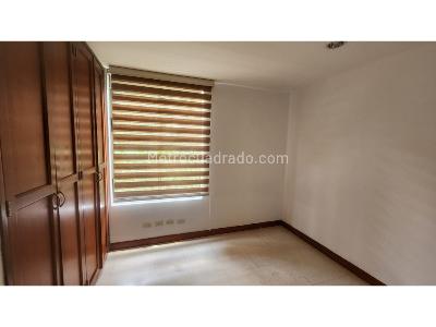 Apartamento de 3 alcobas en arriendo en Los Parra, Medellín, 126 m² · foto 13 de 20