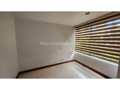 Apartamento de 3 alcobas en arriendo en Los Parra, Medellín, 126 m² · foto 18 de 20