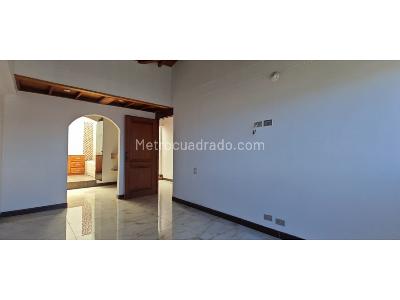 Apartamento de 3 alcobas en venta en Altos Del Poblado, Medellín, 148 m² · foto 15 de 20