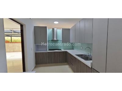 Casa de 3 alcobas en venta en Altos Del Poblado, Medellín, 235 m² · foto 5 de 20
