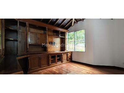 Casa de 3 alcobas en venta en Altos Del Poblado, Medellín, 235 m² · foto 19 de 20