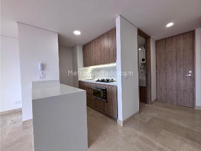 Apartamento en venta en Estadio, Medellín · foto 2 de 12