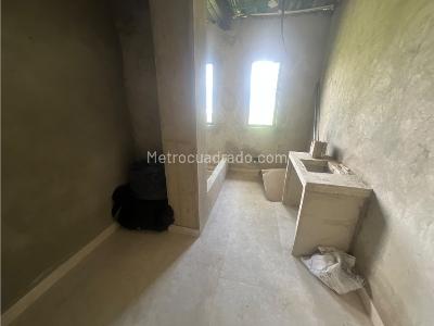 Casa de 3 alcobas en venta en Loma Del Escobero, Medellín, 290 m² · foto 18 de 20