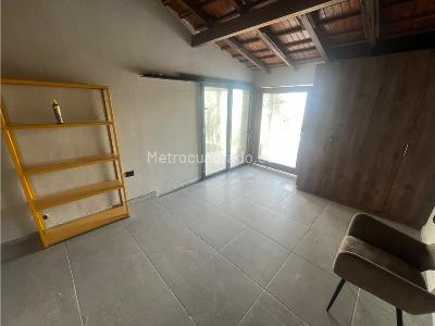 Casa de 3 alcobas en venta en Loma Del Escobero, Medellín, 290 m² · foto 8 de 20