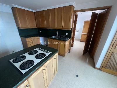 Apartamento en venta en Laureles, Medellín · foto 13 de 20