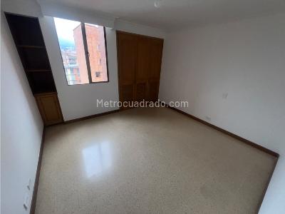 Apartamento en venta en Laureles, Medellín · foto 14 de 20