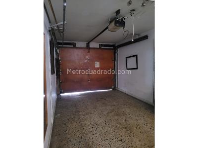 Casa de 5 alcobas en venta en Alameda, Medellín, 216 m² · foto 7 de 9