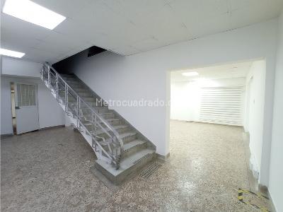 Casa de 5 alcobas en arriendo en Estadio, Medellín, 380 m² · foto 4 de 20