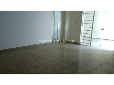 Casa de 5 alcobas en arriendo en Estadio, Medellín, 380 m² · foto 5 de 20