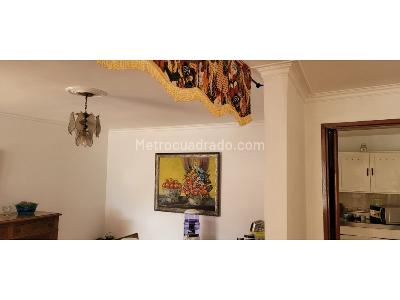 Apartamento de 3 alcobas en venta en Conquistadores, Medellín, 160 m² · foto 2 de 20