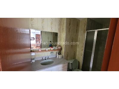 Apartamento de 3 alcobas en venta en Conquistadores, Medellín, 160 m² · foto 13 de 20