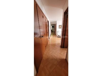 Apartamento de 3 alcobas en venta en Conquistadores, Medellín, 160 m² · foto 19 de 20