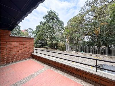 Apartamento de 4 alcobas en arriendo en San Lucas, Medellín, 75 m² · foto 3 de 14