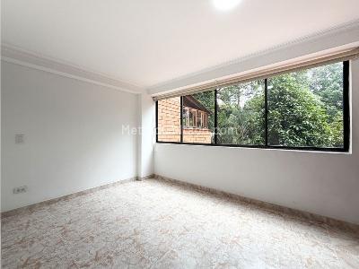 Apartamento de 4 alcobas en arriendo en San Lucas, Medellín, 75 m² · foto 8 de 14