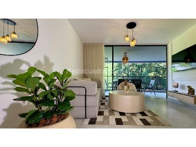 Apartamento de 2 alcobas en venta en Loma Del Escobero, Medellín, 65 m² · foto 2 de 20