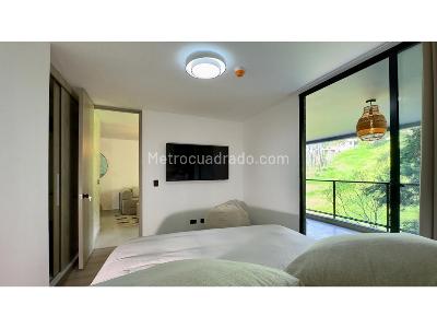 Apartamento de 2 alcobas en venta en Loma Del Escobero, Medellín, 65 m² · foto 11 de 20