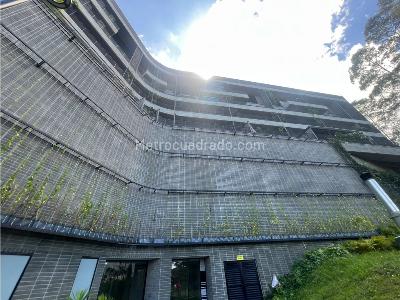 Apartamento de 2 alcobas en venta en Loma Del Escobero, Medellín, 64 m² · foto 9 de 15