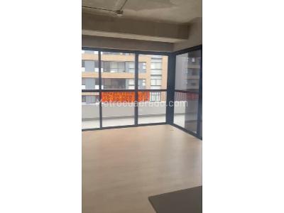 Apartamento de 2 alcobas en arriendo en La Linde, Medellín, 110 m² · foto 3 de 11