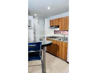 Apartaestudio en arriendo en La Linde, Medellín, 30 m² · foto 2 de 4