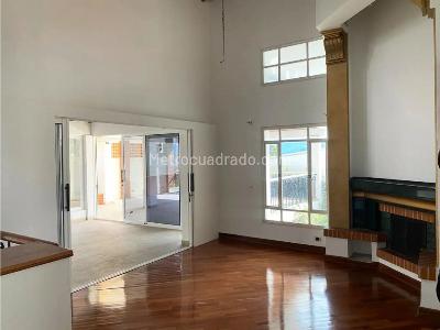Casa de 4 alcobas en venta en Cola Del Zorro, Medellín, 370 m² · foto 15 de 17