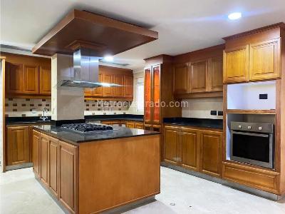 Casa de 4 alcobas en venta en Cola Del Zorro, Medellín, 370 m² · foto 6 de 17