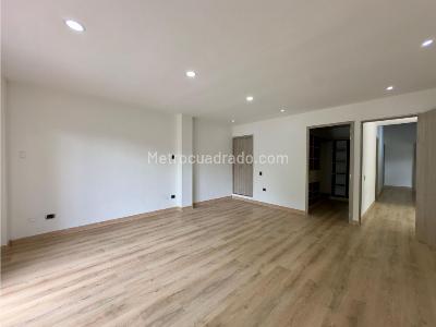 Casa de 3 alcobas en venta en Envigado, Medellín, 1680 m² · foto 7 de 10