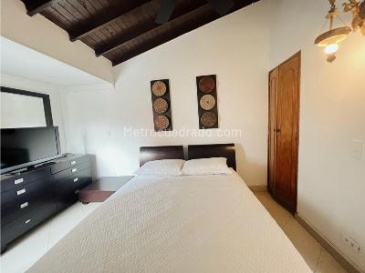 Casa de 4 alcobas en venta en Mayorca, Medellín, 148 m² · foto 6 de 15