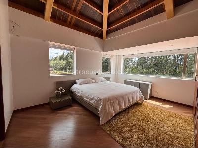 Casa de 5 alcobas en venta en Guaymaral, Bogotá, 1868 m² · foto 4 de 16