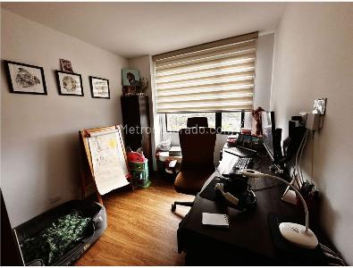 Apartamento en venta en Ciudad Salitre, Bogotá · foto 9 de 14