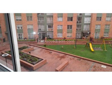 Apartamento de 3 alcobas en venta en Parques De Modelia Reservado Ii, Bogotá, 68 m² · foto 12 de 13