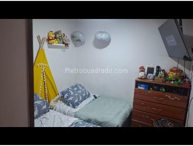 Apartamento de 3 alcobas en venta en Parques De Modelia Reservado Ii, Bogotá, 68 m² · foto 8 de 13