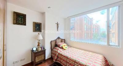 Apartamento de 3 alcobas en venta en Nueva Santa Barbara, Bogotá, 103 m² · foto 5 de 14