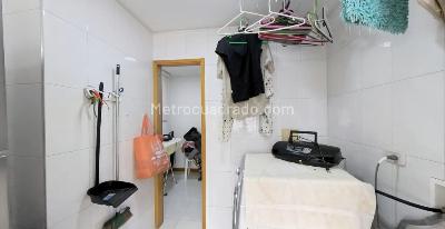 Apartamento de 3 alcobas en venta en Nueva Santa Barbara, Bogotá, 103 m² · foto 7 de 14