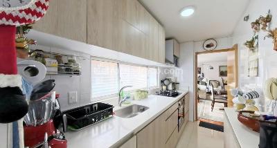 Apartamento de 3 alcobas en venta en Nueva Santa Barbara, Bogotá, 103 m² · foto 2 de 14