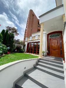 Casa en venta en Santa Barbara, Bogotá · foto 7 de 13