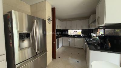Casa de 3 alcobas en venta en Altos De Sotileza, Bogotá, 269 m² · foto 14 de 19