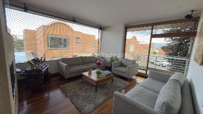 Casa de 3 alcobas en venta en Altos De Sotileza, Bogotá, 269 m² · foto 2 de 19