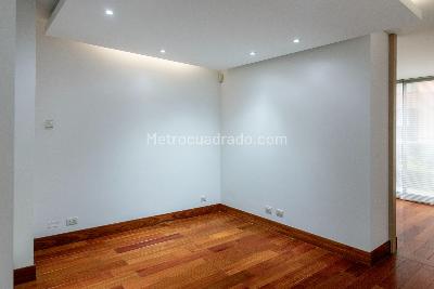 Apartamento de 3 alcobas en venta en Parque Del Virrey, Bogotá, 277 m² · foto 14 de 20